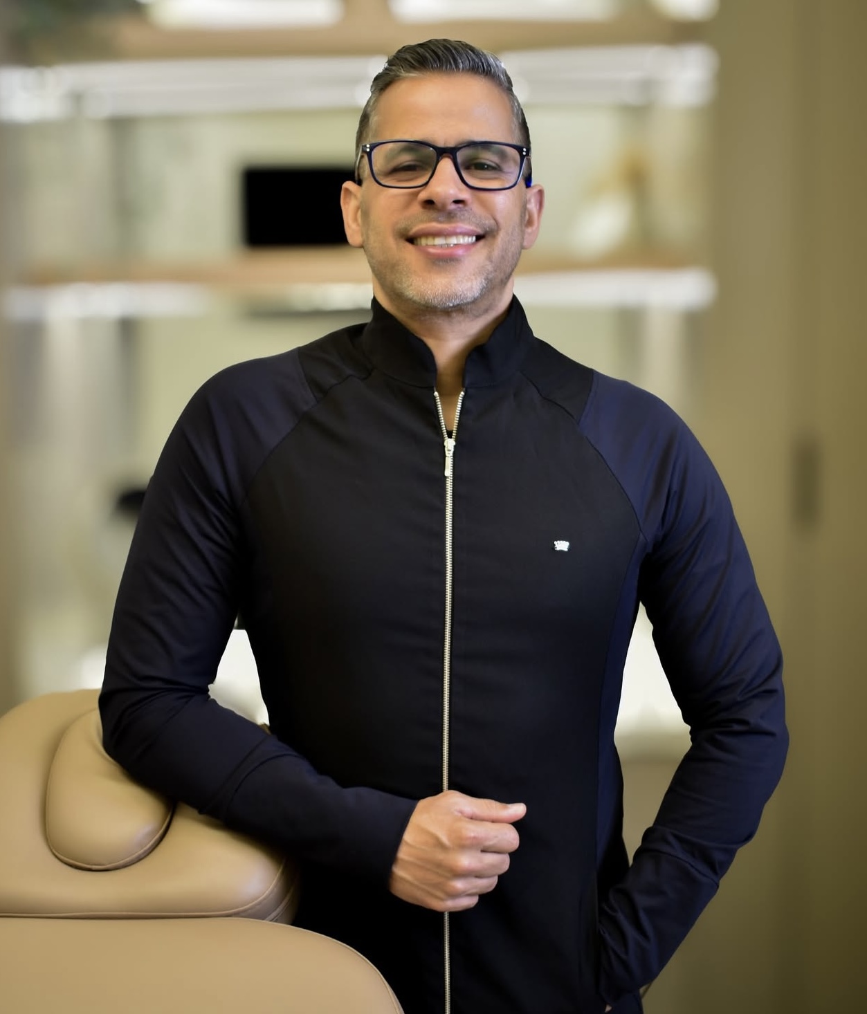 Dr. IVANOVICH TAVAREZ PICHARDO